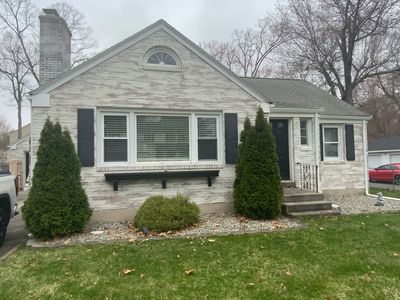 86 Peekskill Ave