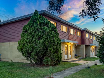Property at 9123 N Lamon Ave #D, Skokie, IL