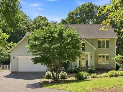 102 Julie Ct