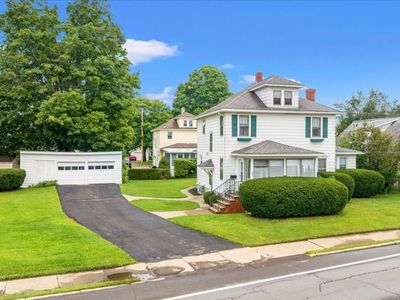 455 Riverside Dr