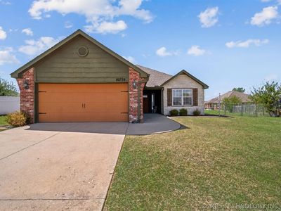 10739 E 121st Ct N