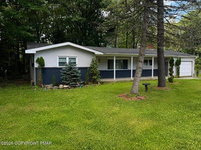 Property at 129 Stillwater Dr, Pocono Summit, PA