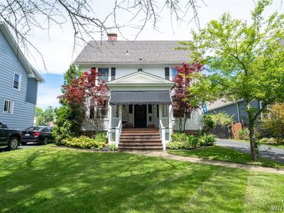 93 Long Ave