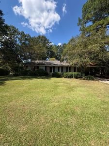 307 S Meadow Dr