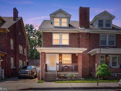 104 N Seward St