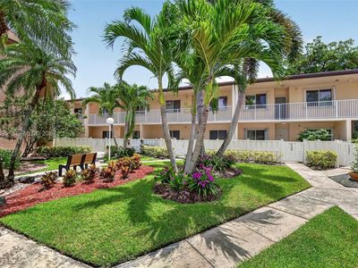 7449 N Devon Dr #207