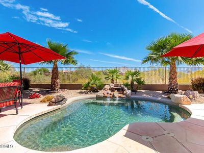 17522 W DESERT SAGE Drive