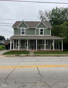 56 E Main St