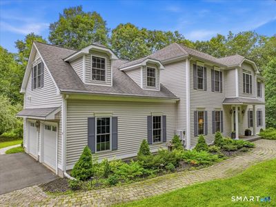 9 Inwood Drive
