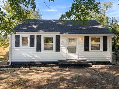 19 Maple St