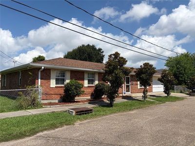 Property at 1315 Leboeuf St, New Orleans, LA