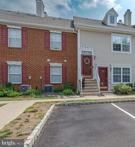 Property at 203 Castleton Ct, Pennington, NJ
