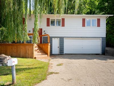 1314 2nd Ave NE