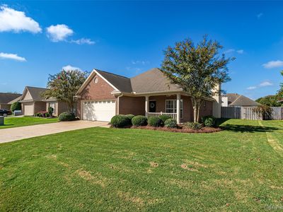 9737 Helmsley Cir