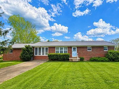 73 Rainbow Dr