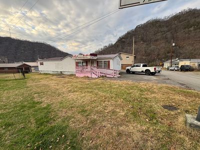 Property at 20 Spring Ave, Elkhorn City, KY