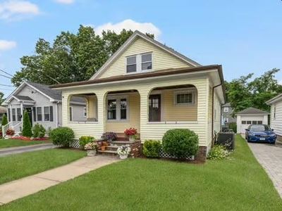 Property at 76 Myrtle Ave, Cranston, RI