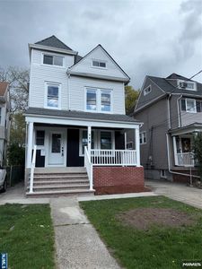 178 Berry St