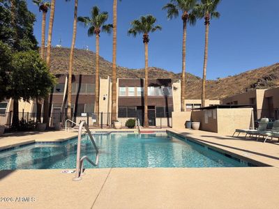 1601 W SUNNYSIDE Drive #121