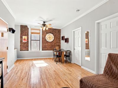 300 1st St APT 4S