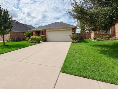 21723 Saragosa Pond Ln