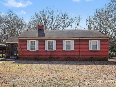 1048 Old Thompson Ave