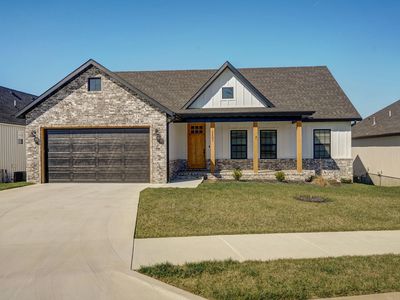 1105 S Brooks Avenue