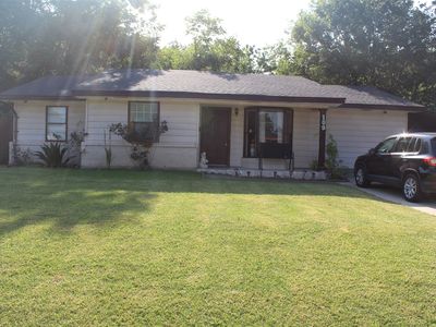 109 Brunswick Ln