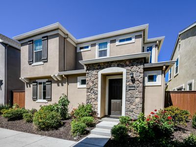 Property at 1679 Pena Ln, Woodland, CA