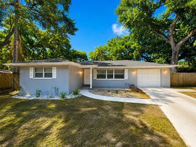 182 Sunward Ave
