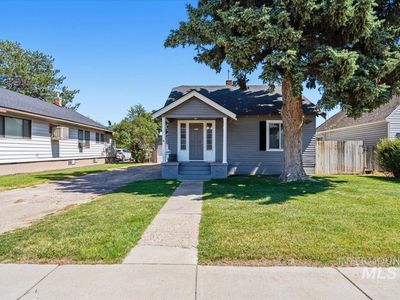 620 16th Ave S