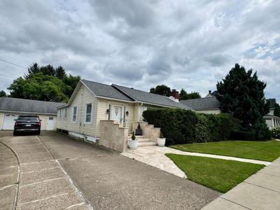 18 Hertzel St #8