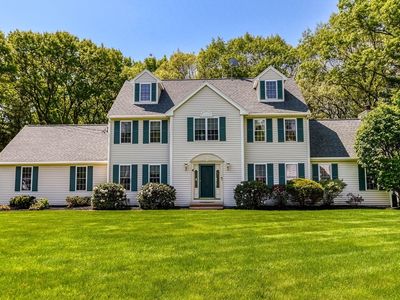 4 Dorset Ln