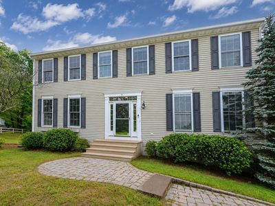 5 Bay Farm Ln
