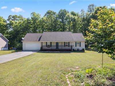 320 Brody Dr NE
