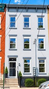 142 Ripley Pl #3