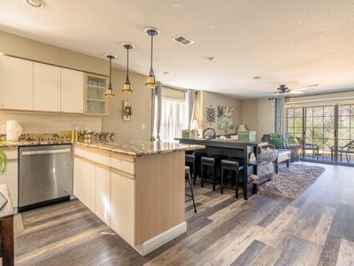 155 W Rockford Drive #1