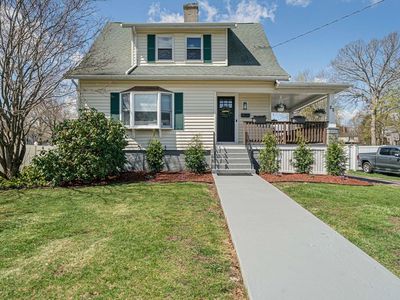 22 Everett St