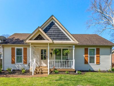 105 Heathcote Ct