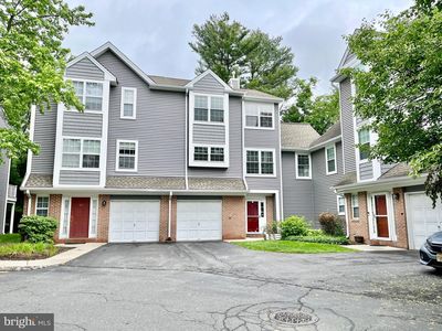 22 Halstead Pl