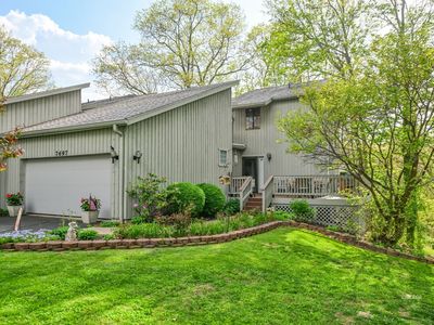 7697 Country Club Rd