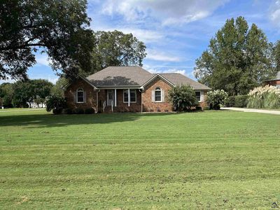 111 Lance Dr