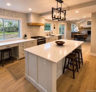 22 Foothill Ash