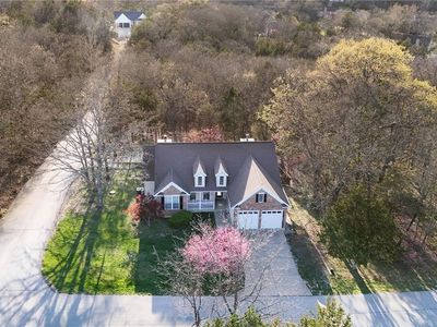 5937 Peachtree Dr