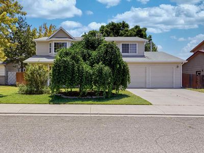 2993 Bret Dr