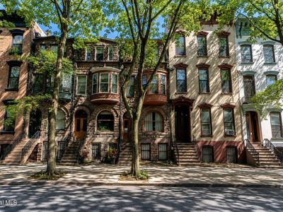 137 Lancaster Street