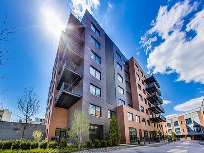 1648 W Division St #309