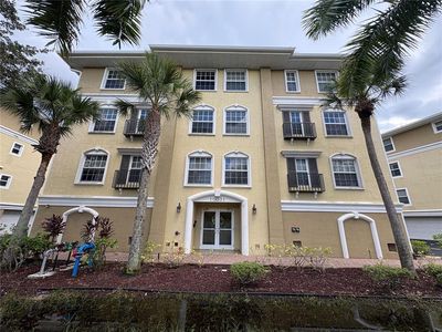 10031 LAKE COVE DRIVE #201