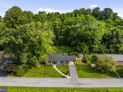 3317 Hillside Dr