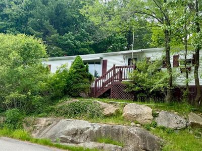 81 Sherwood Valley Ln